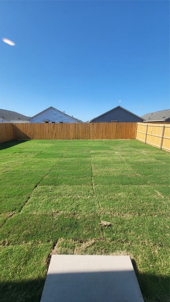 613 Holleman Dr - Photo 2 of 26