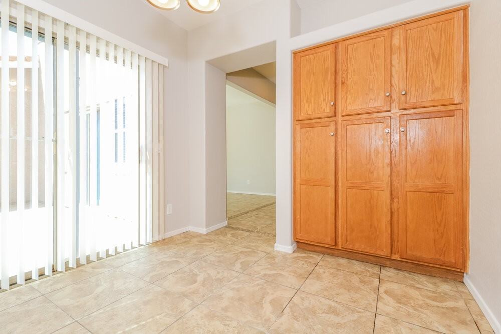 14897 W Ashland Ave - Photo 7 of 17