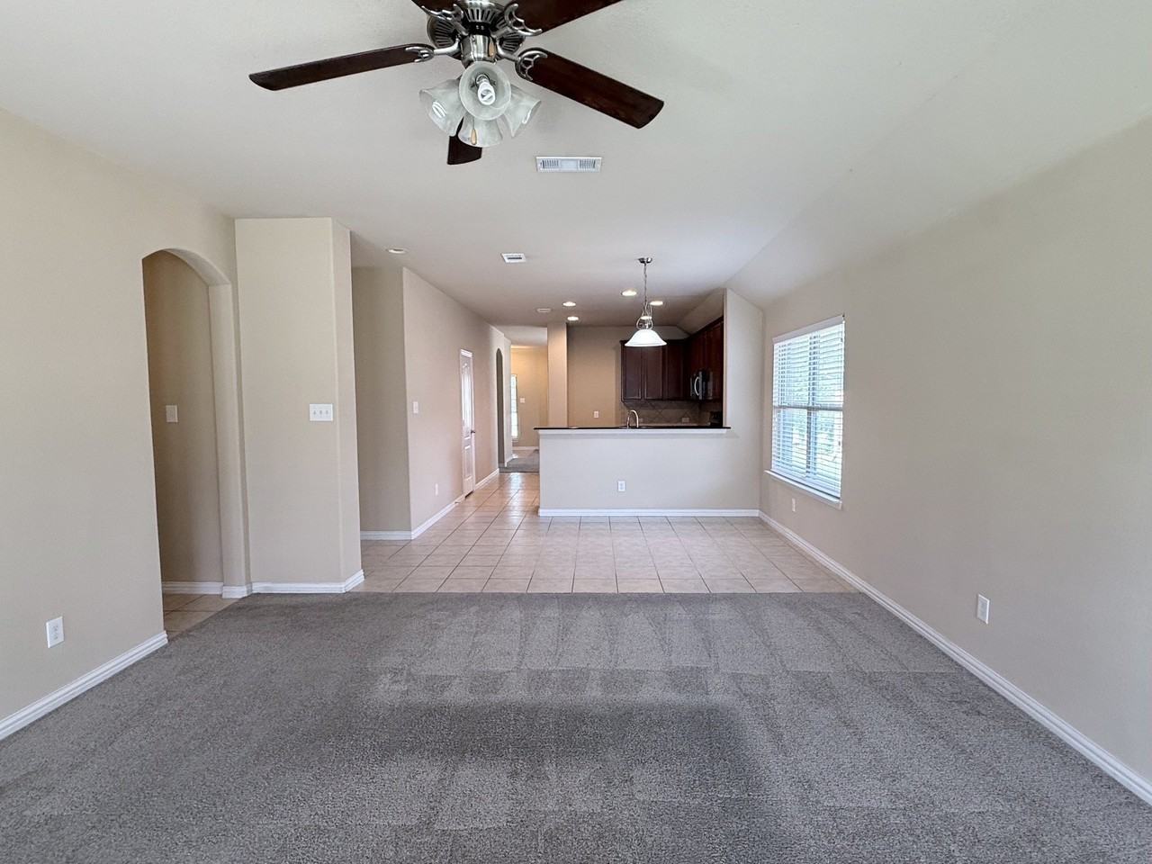 616 Kinghaven Dr - Photo 2 of 21
