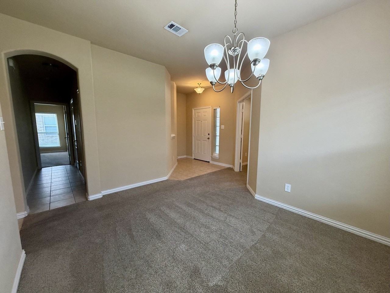 616 Kinghaven Dr - Photo 7 of 21