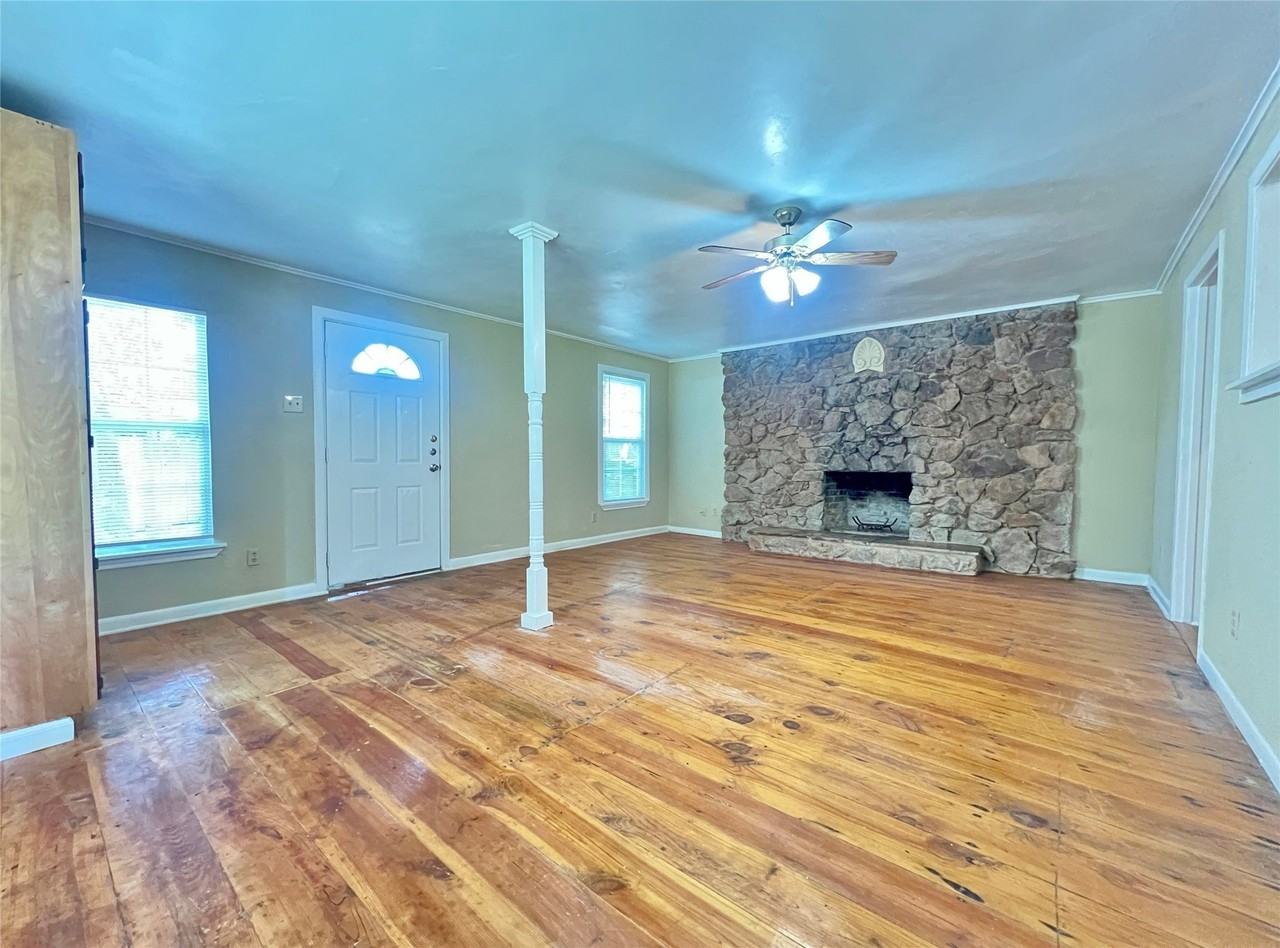 315 Normal St #C - Photo 2 of 5