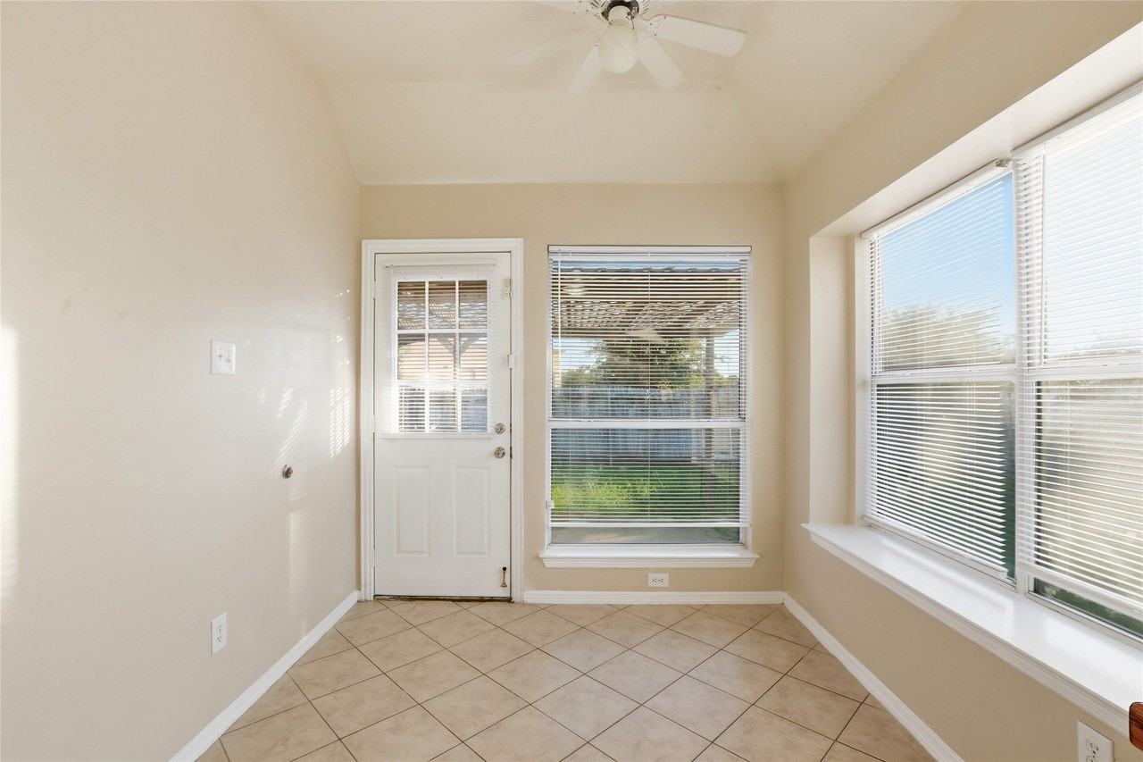 5418 Cypress Dr - Photo 7 of 16