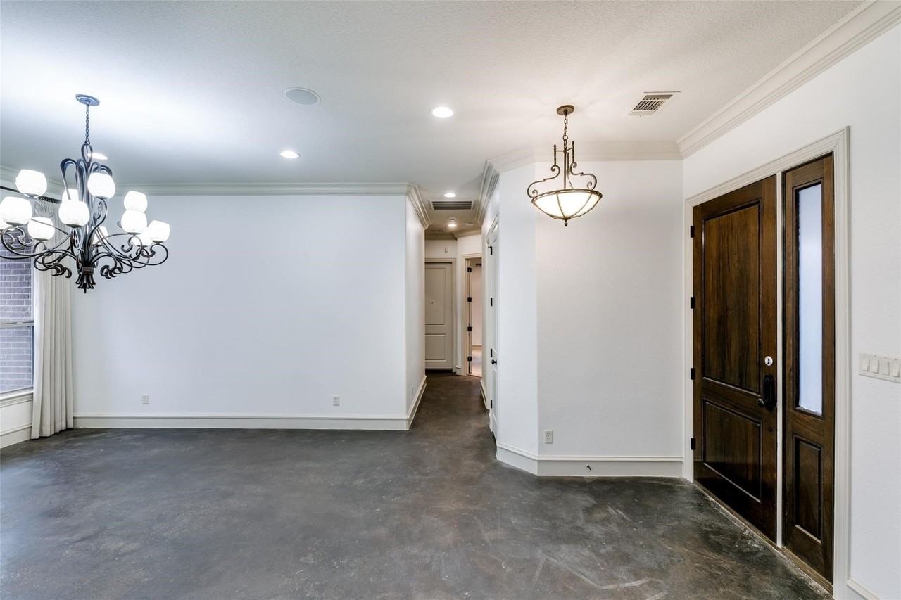 5026 Homer St - Photo 6 of 25