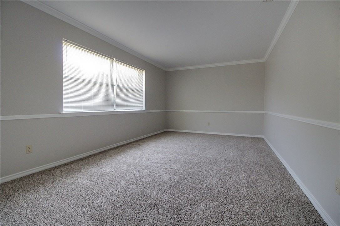 7708 Dentcrest Dr - Photo 4 of 21
