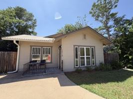 featured image of 1018 Portland Ave