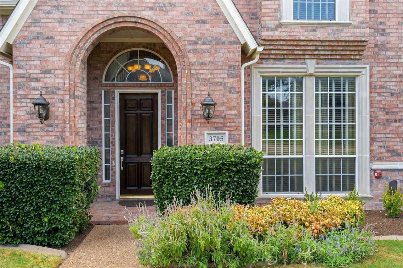 3705 Country Oak Ct - Photo 2 of 27