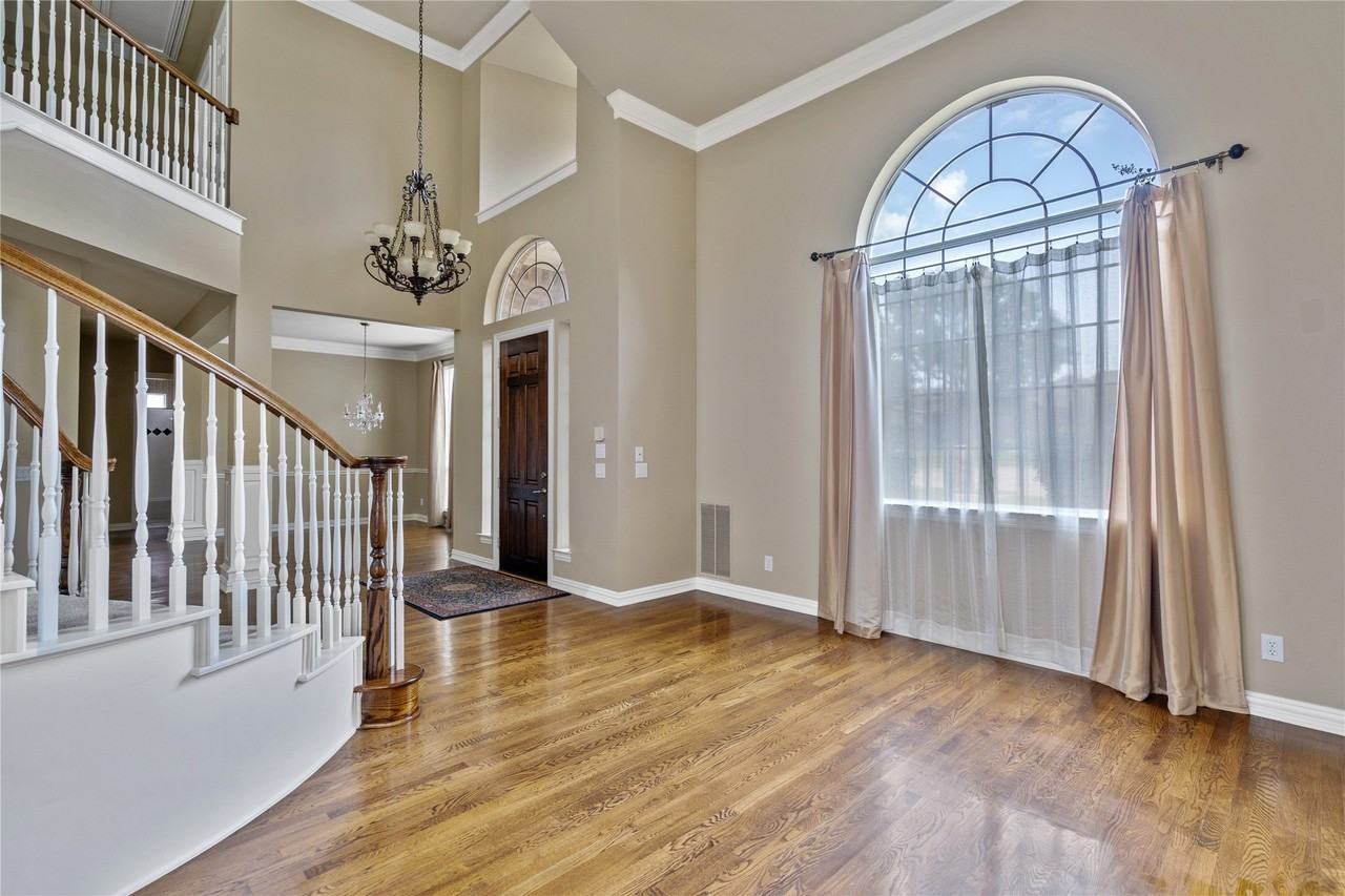 3705 Country Oak Ct - Photo 4 of 27