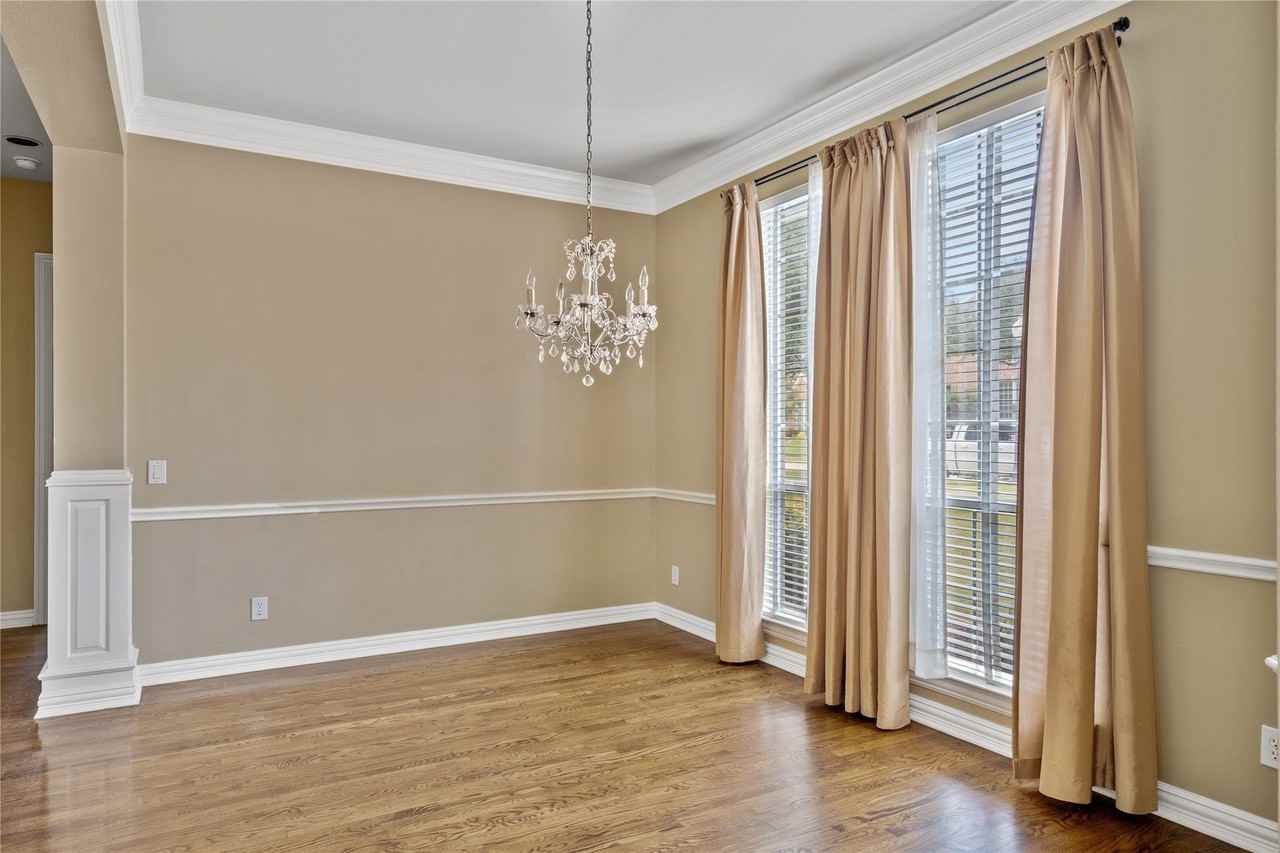 3705 Country Oak Ct - Photo 5 of 27