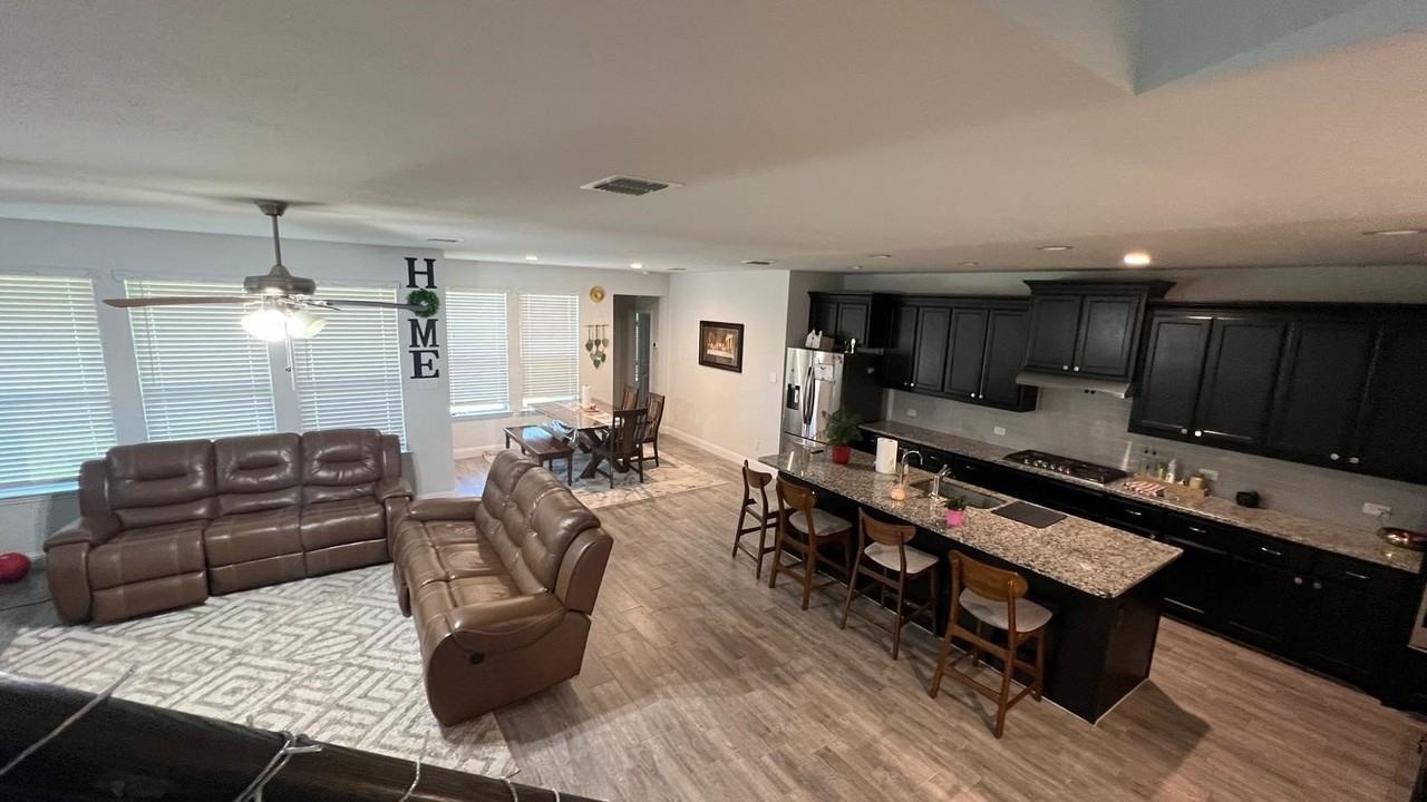 11012 Silver Falls Ct - Photo 7 of 32