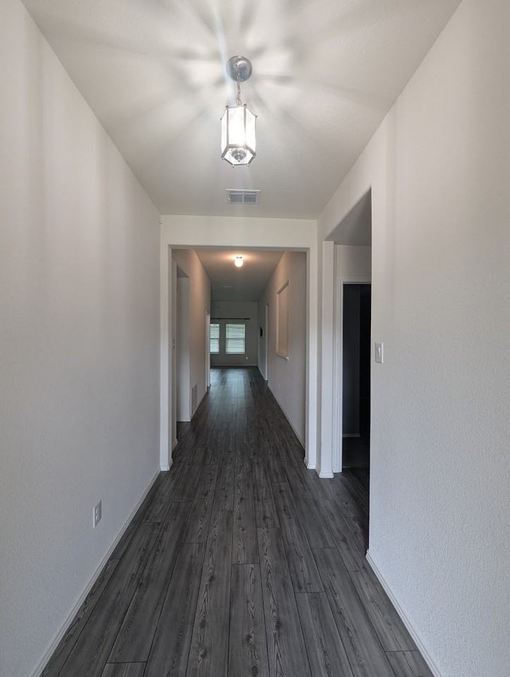 1740 Alamandine Ave - Photo 3 of 24