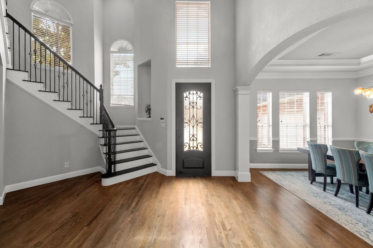 1811 Saint Johns Ave - Photo 6 of 36