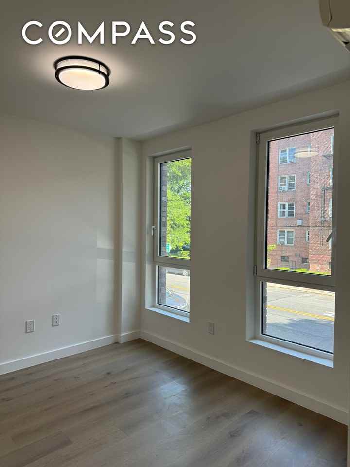 618 Avenue H #2C - Photo 4 of 15