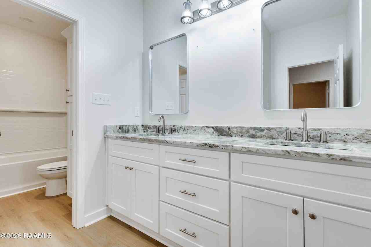 204 Romero St #B - Photo 6 of 10