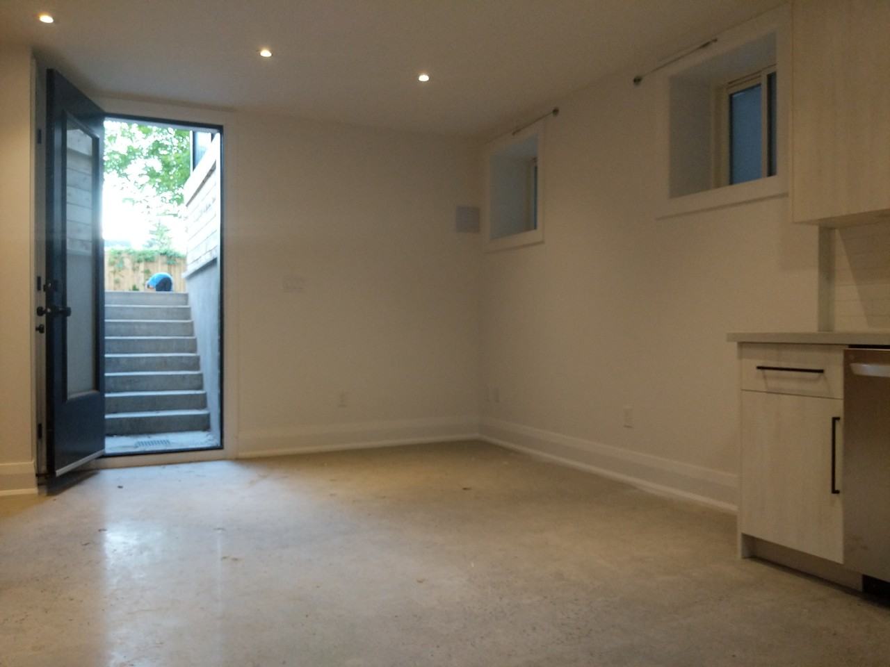 40 Woodfield Road #C - Photo 4 of 7