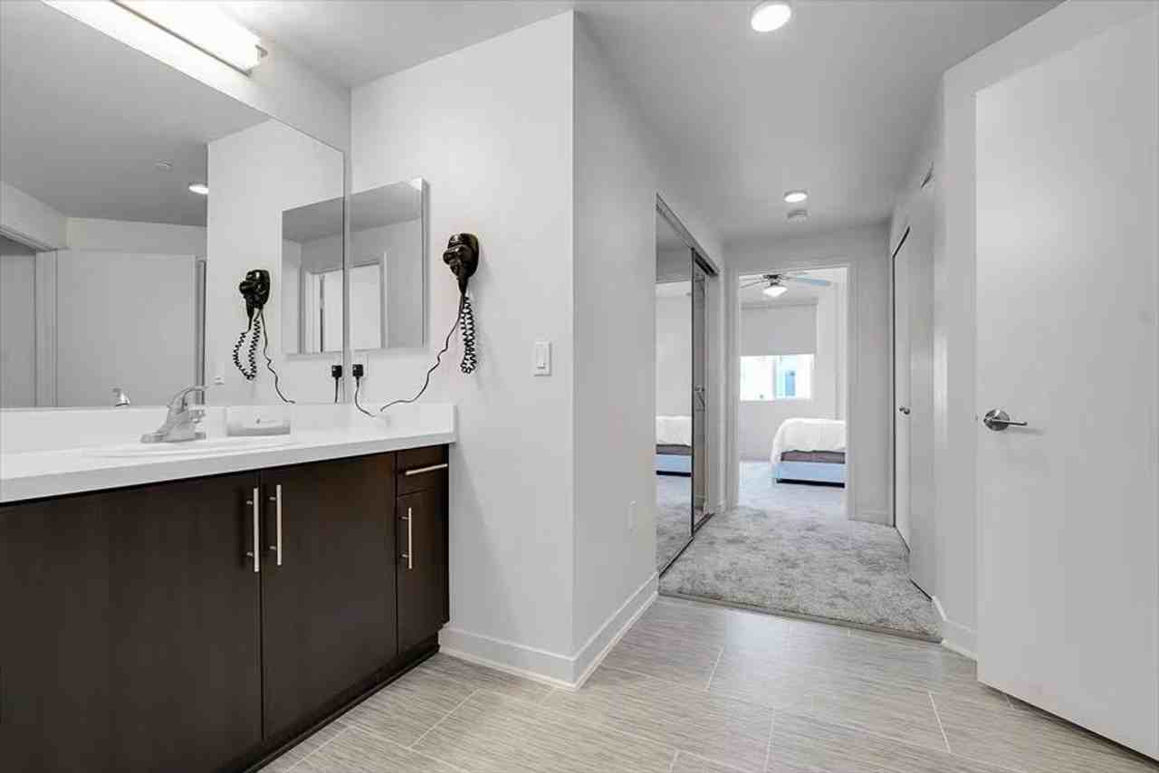 9805 Jake Ln #1061185P - Photo 6 of 37