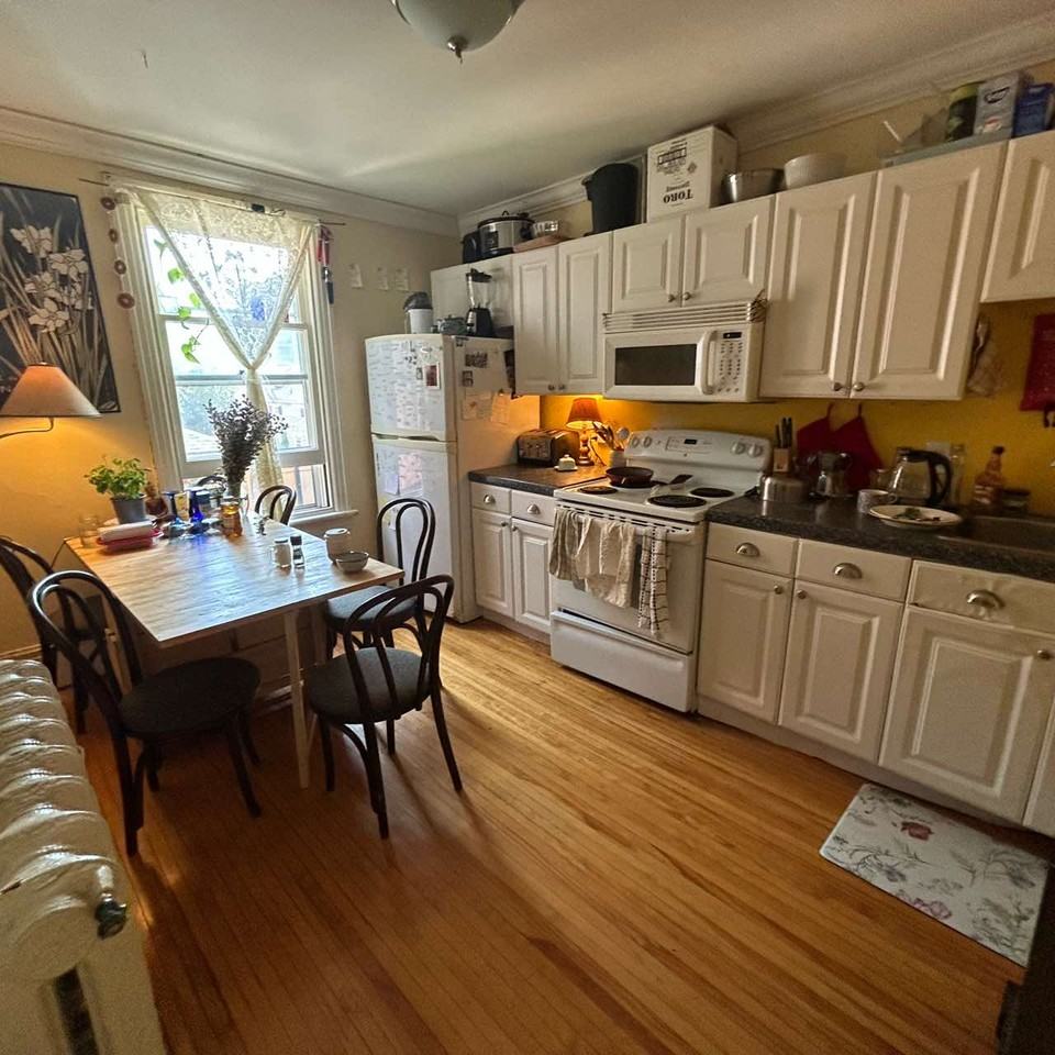 167 King Street East - Photo 2 of 5
