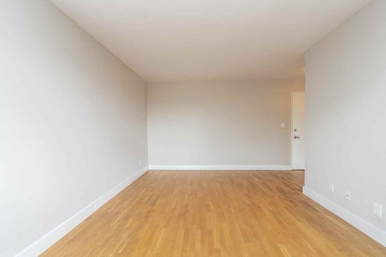 12 Bater Street - Photo 4 of 39
