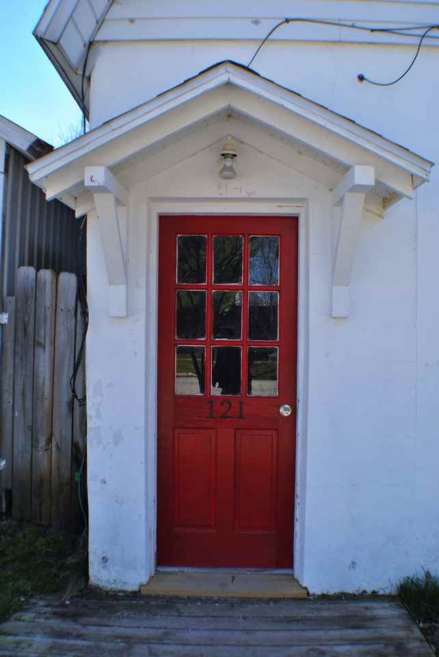 121 S Church St - Photo 2 of 12