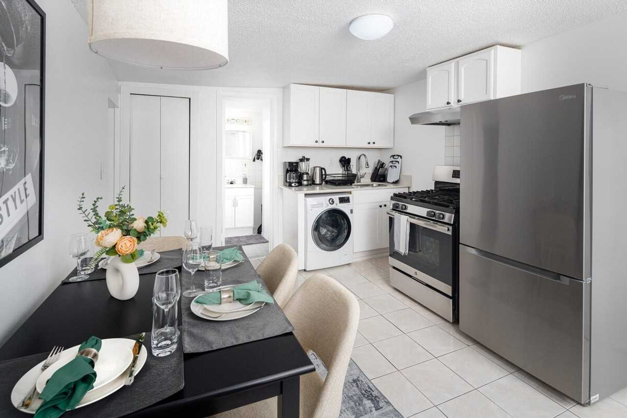 43 Essex St #1359074P - Photo 5 of 9