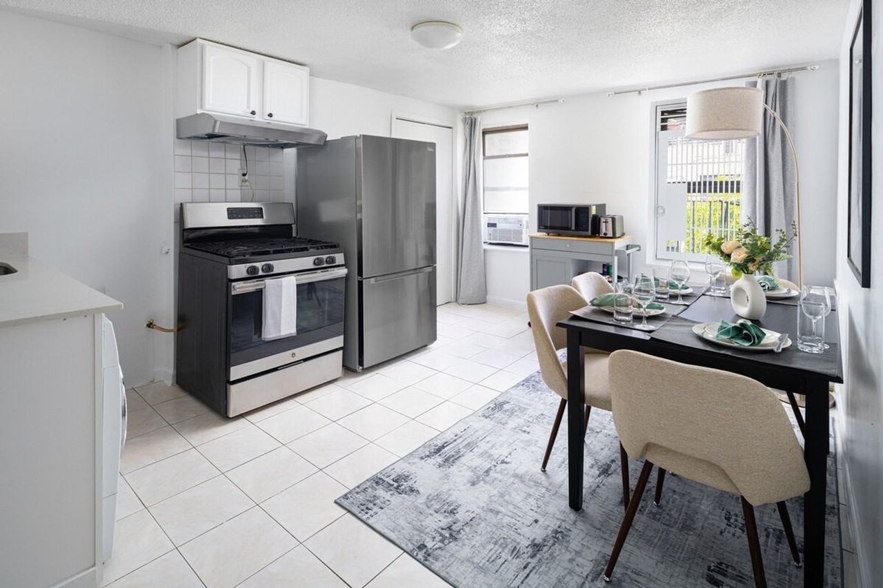43 Essex St #1359074P - Photo 7 of 9