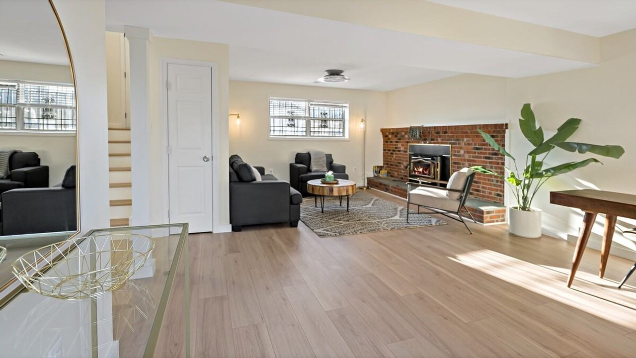100 Urey Pl #1395509P - Photo 2 of 35