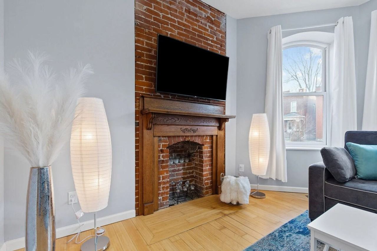 2366 Lawrence St #1472894P - Photo 2 of 20