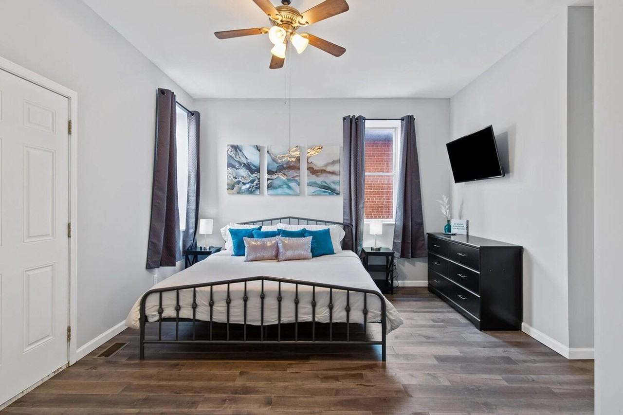 2366 Lawrence St #1472894P - Photo 6 of 20