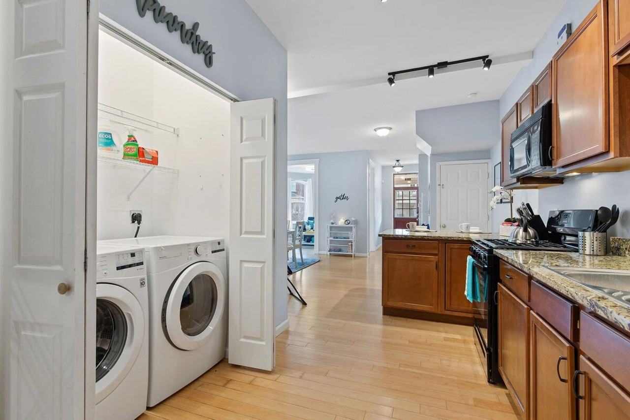 2366 Lawrence St #1472894P - Photo 7 of 20