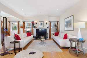 featured image of 4973 Angus Dr