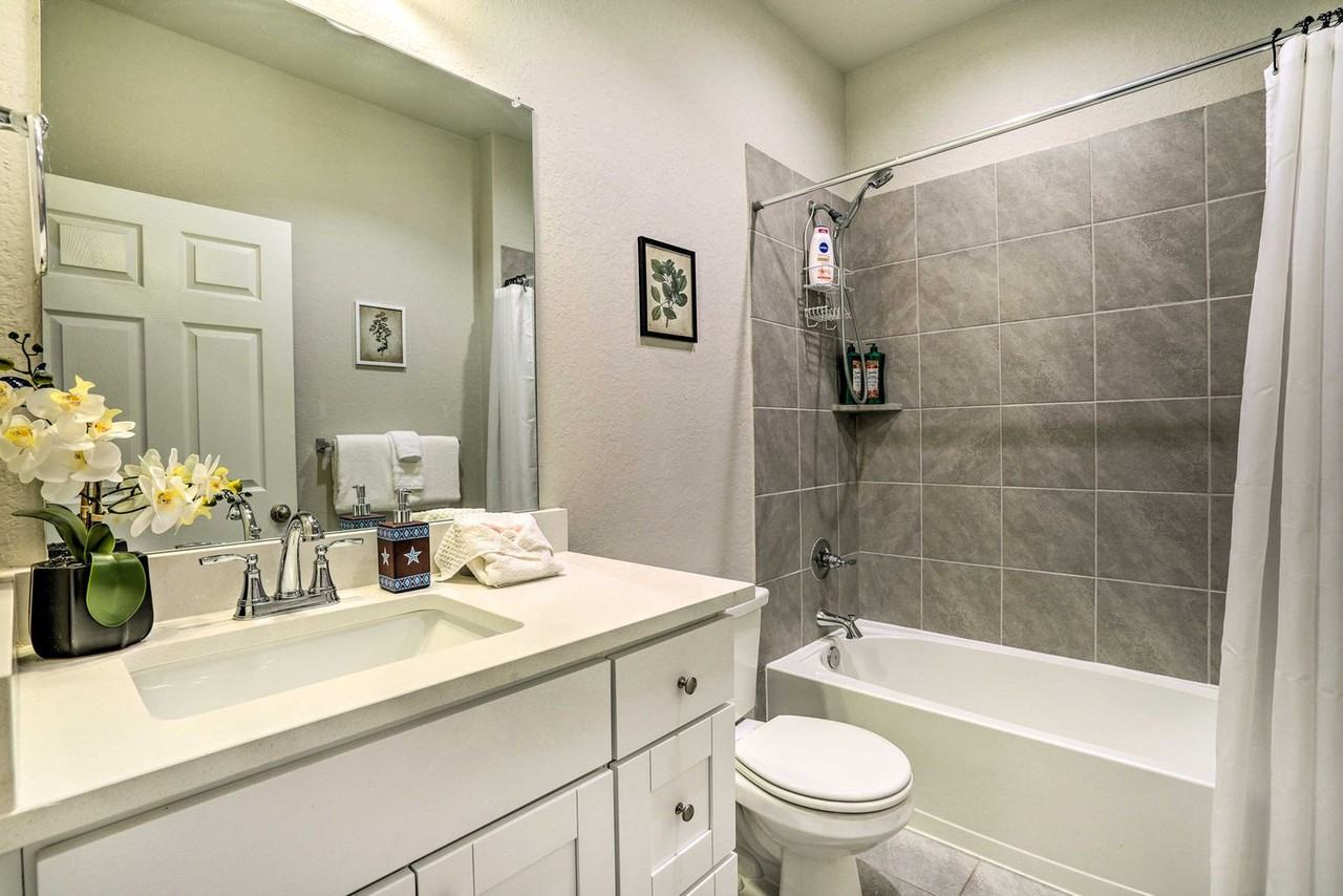 5603 Chestnut Xing #1545924P - Photo 7 of 35