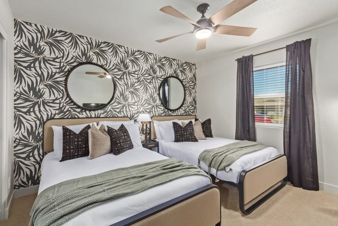 5002 E Paradise Dr #1558595P - Photo 4 of 49