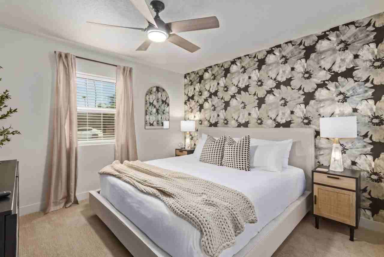 5002 E Paradise Dr #1558595P - Photo 5 of 49