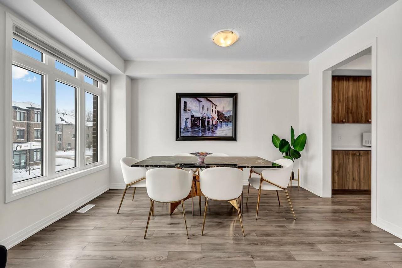 585 Colborne St #1504442P - Photo 2 of 47
