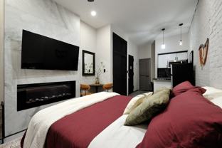309 W 43rd St - Photo 1 of 1