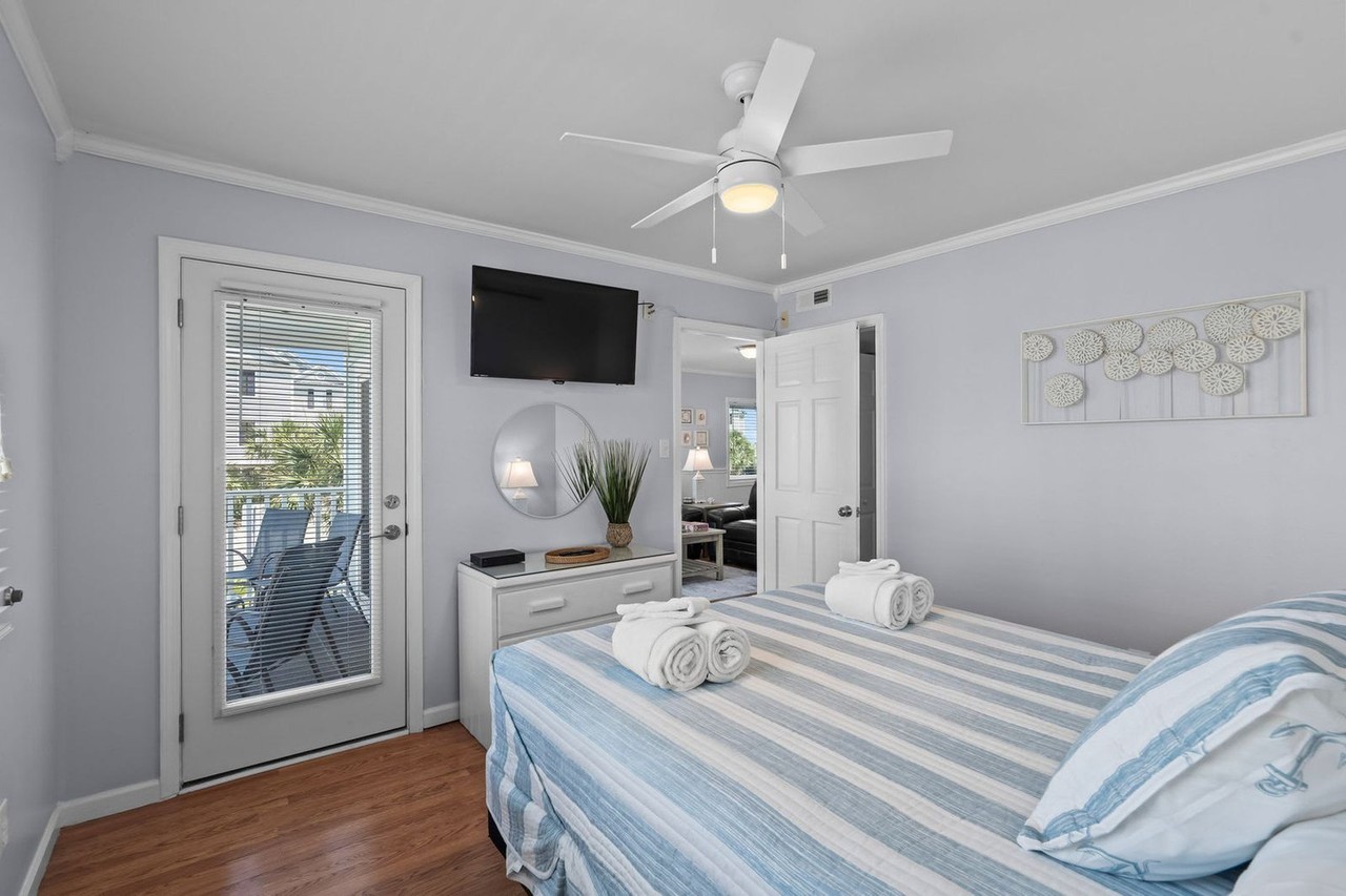 1429 N Waccamaw Dr #1564085P - Photo 6 of 30