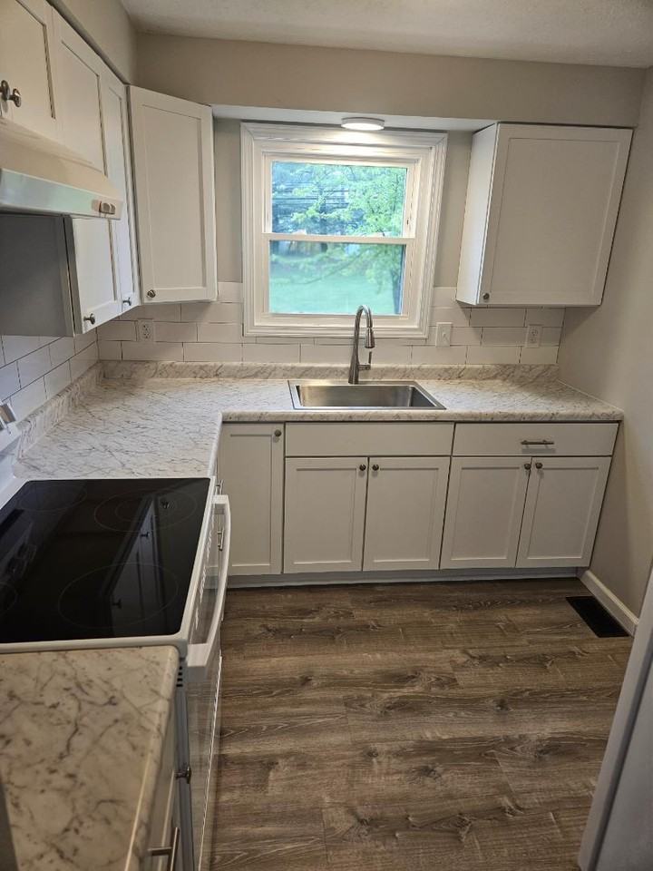 500-508 Delaware Avenue - Photo 2 of 10
