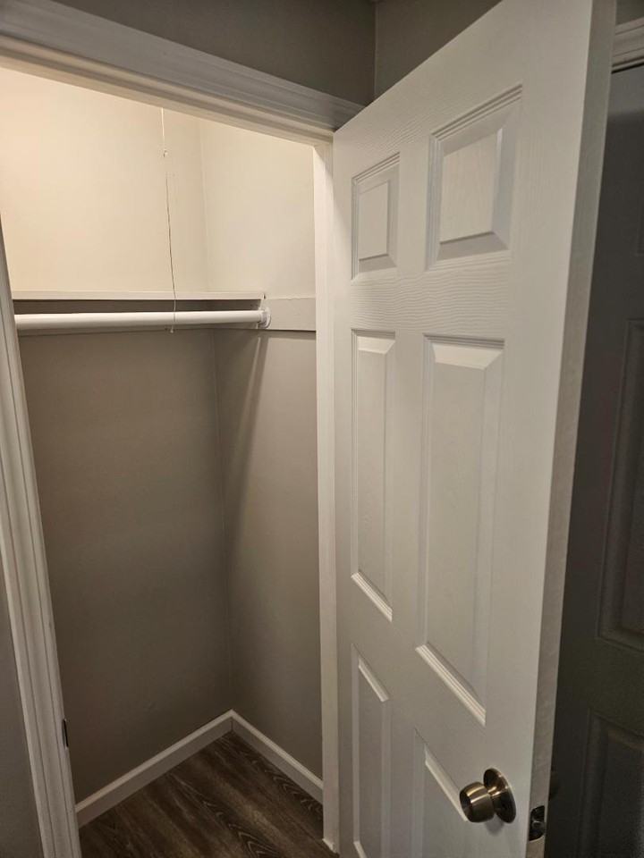 500-508 Delaware Avenue - Photo 6 of 10