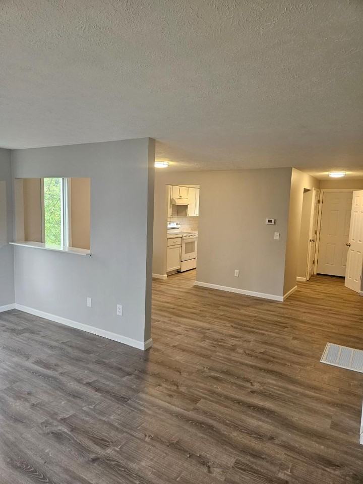 500-508 Delaware Avenue - Photo 7 of 10