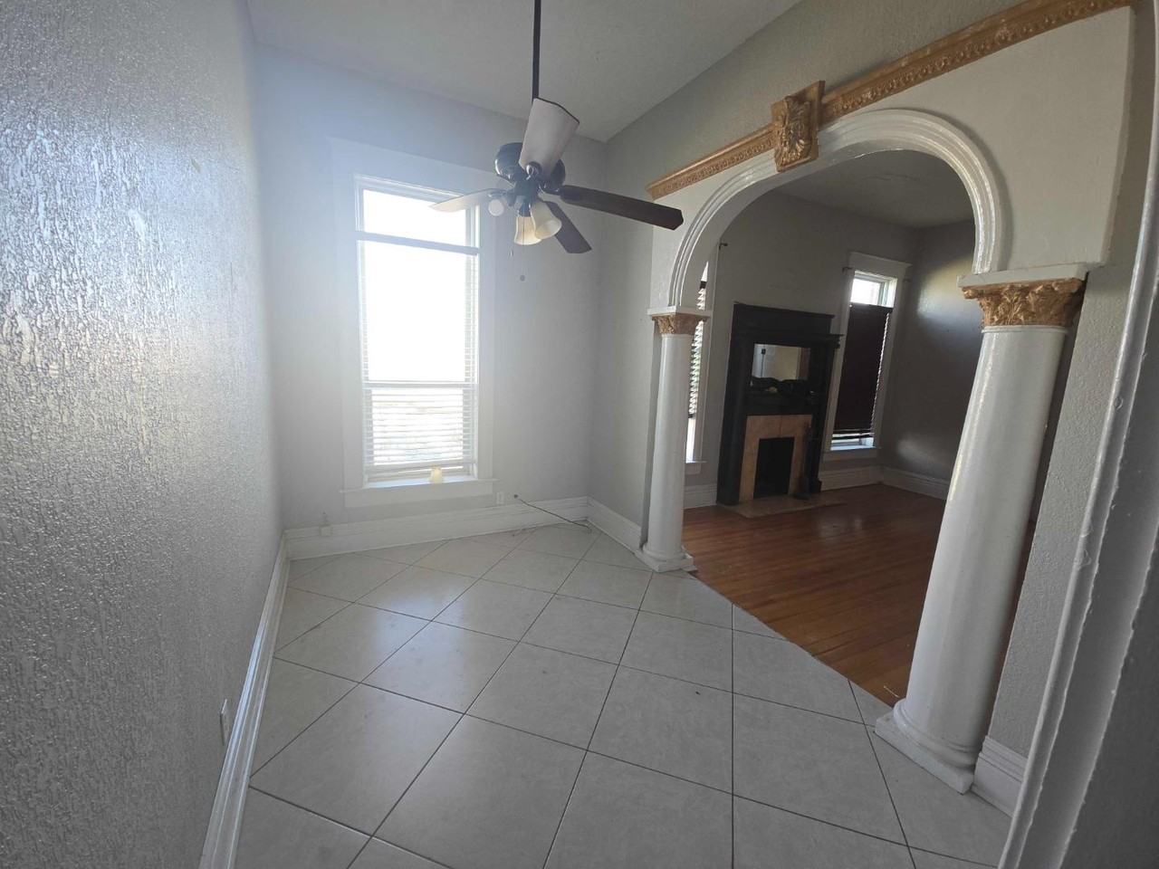 501 Prospect - Photo 2 of 10