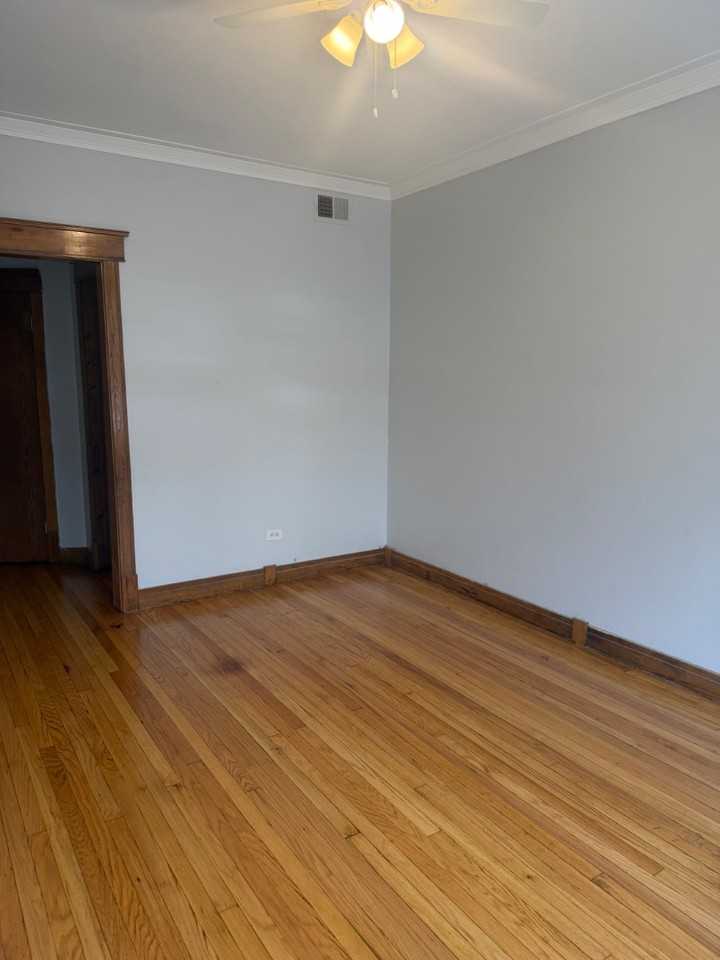 6859 S King unit 1s - Photo 2 of 10