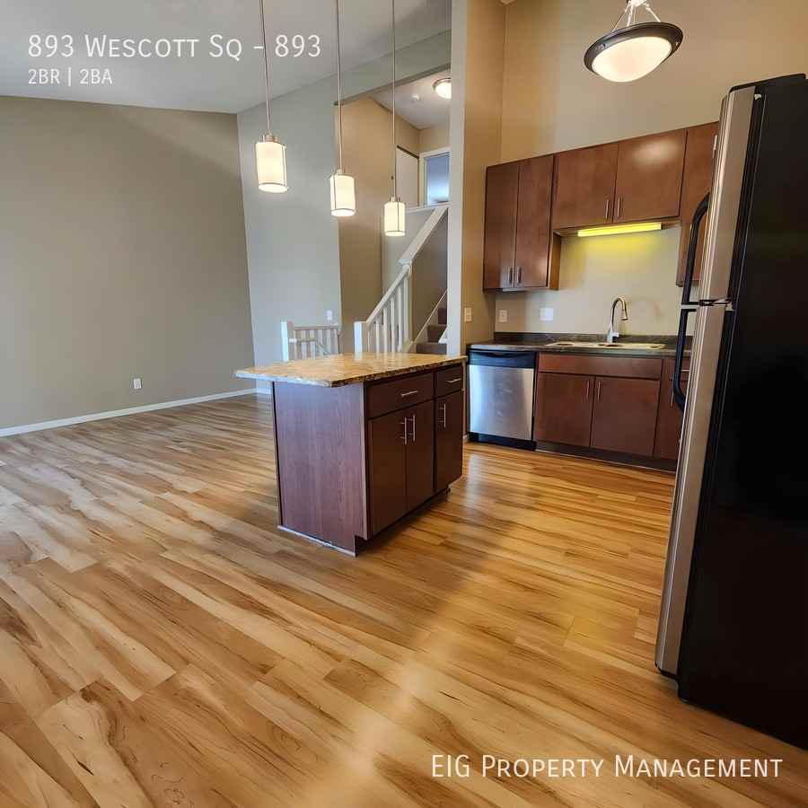 Eagan Gables - Photo 3 of 45