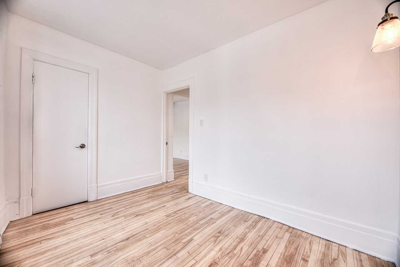 659 Rue Jarry E - Photo 2 of 11