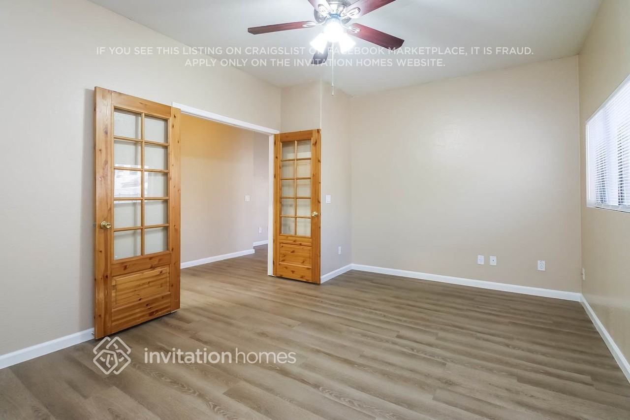 11458 E Ramblewood Ave - Photo 6 of 16
