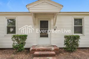 featured image of 129 Winburn St
