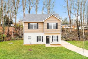 featured image of 608 E Texas Ave