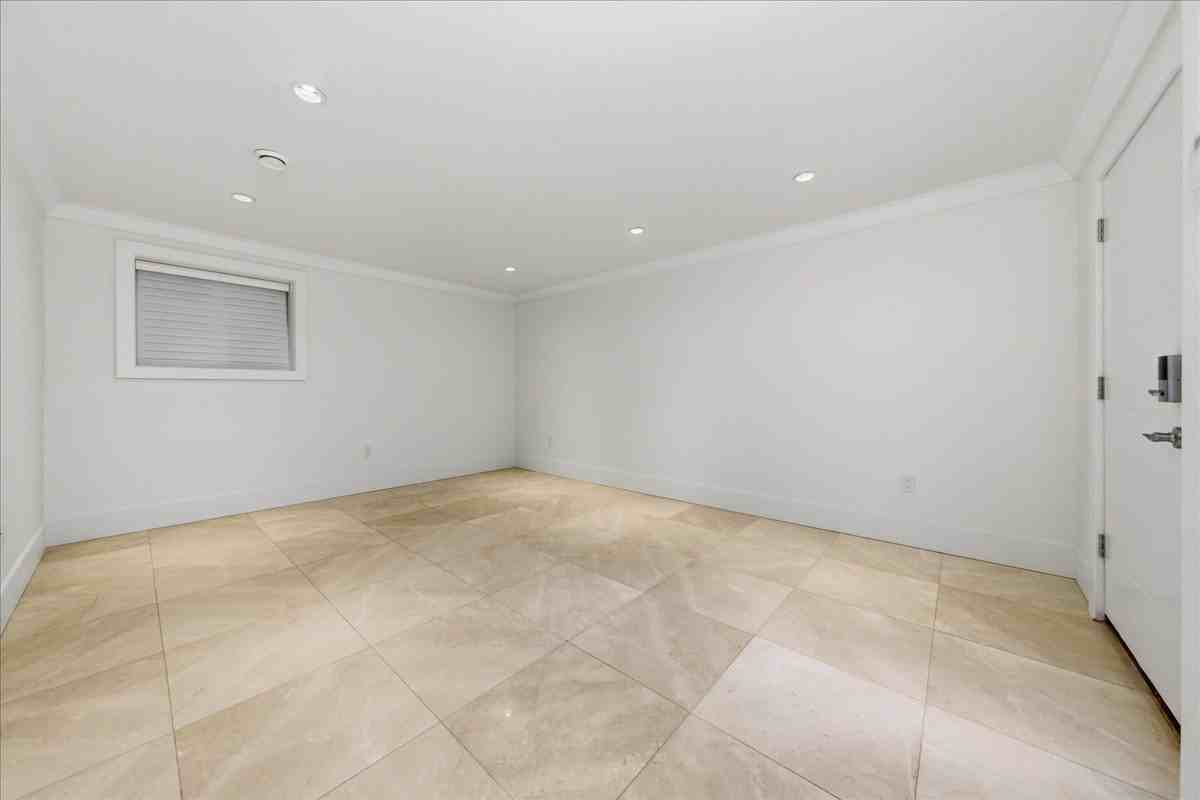 6591 Sumas Drive - Photo 6 of 8