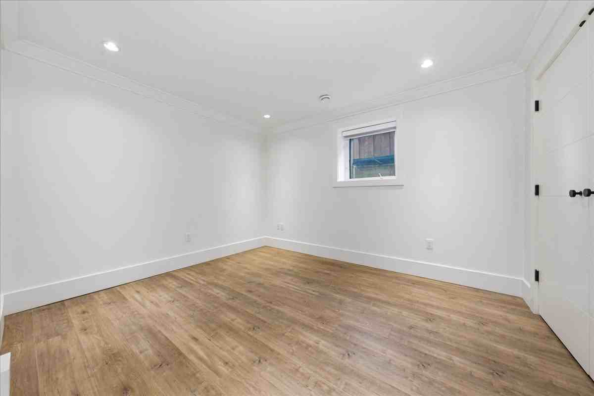 6591 Sumas Drive - Photo 5 of 8