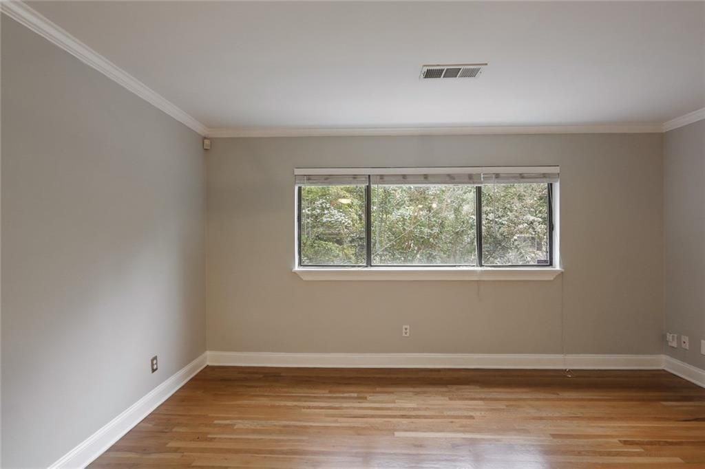 880 Glendale Ter Ne ##5 - Photo 4 of 19