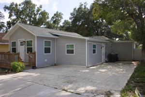 featured image of 1574 Ewing Ave