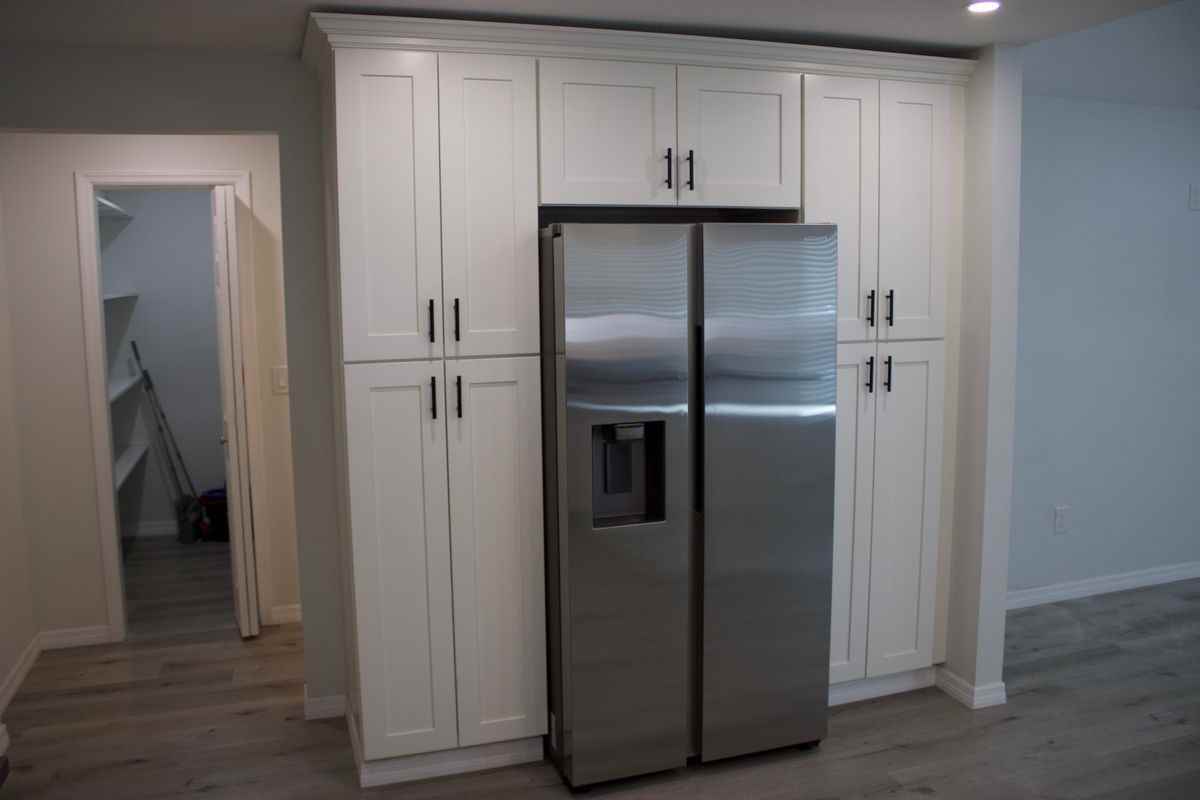 1574 Ewing Ave - Photo 5 of 16